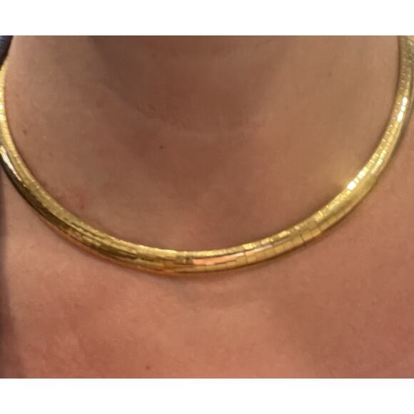 Vintage Gold Tone Snake Chain Necklace Semi Rigid Plain Collar Necklace - Picture 1 of 5
